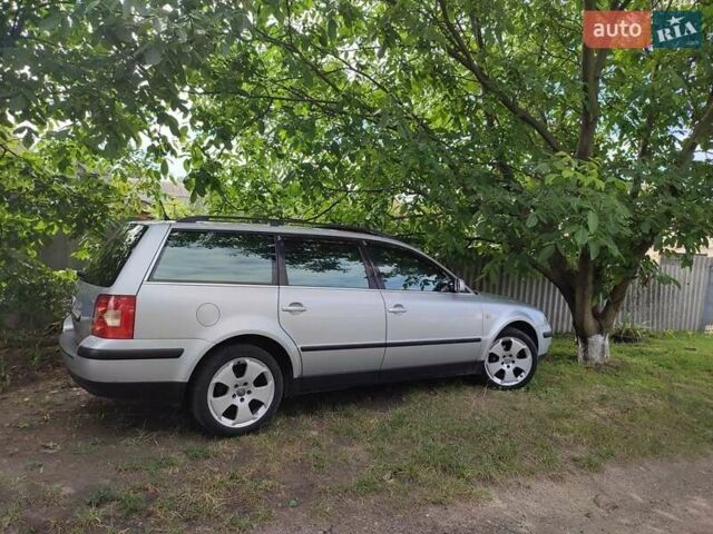 Сірий Фольксваген Пассат, об'ємом двигуна 2 л та пробігом 320 тис. км за 4850 $, фото 7 на Automoto.ua