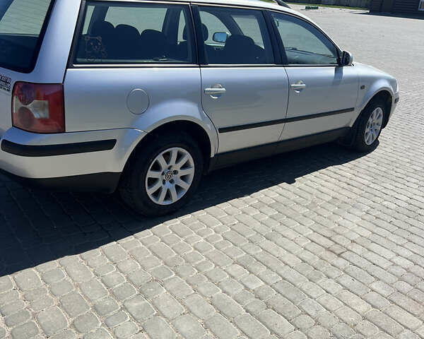 Серый Фольксваген Пассат, объемом двигателя 1.6 л и пробегом 232 тыс. км за 5000 $, фото 14 на Automoto.ua