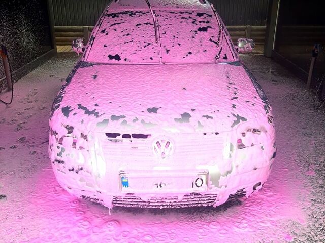 Сірий Фольксваген Пассат, об'ємом двигуна 2 л та пробігом 300 тис. км за 4500 $, фото 1 на Automoto.ua