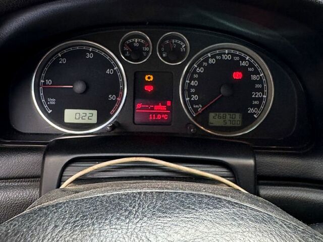 Серый Фольксваген Пассат, объемом двигателя 1.9 л и пробегом 268 тыс. км за 4700 $, фото 7 на Automoto.ua