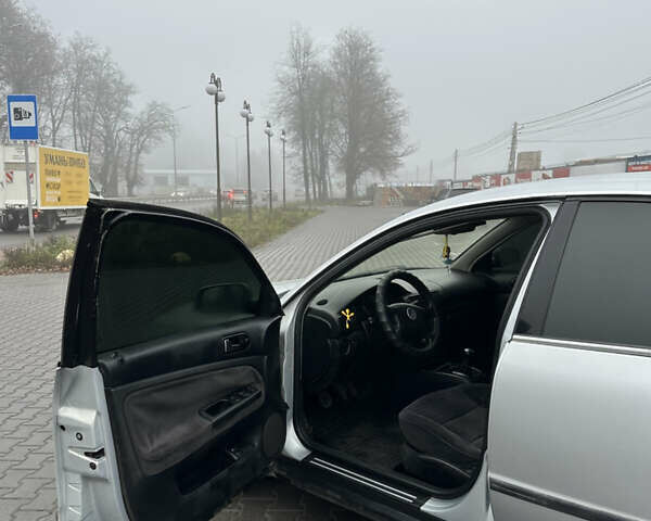 Сірий Фольксваген Пассат, об'ємом двигуна 1.9 л та пробігом 290 тис. км за 2950 $, фото 20 на Automoto.ua