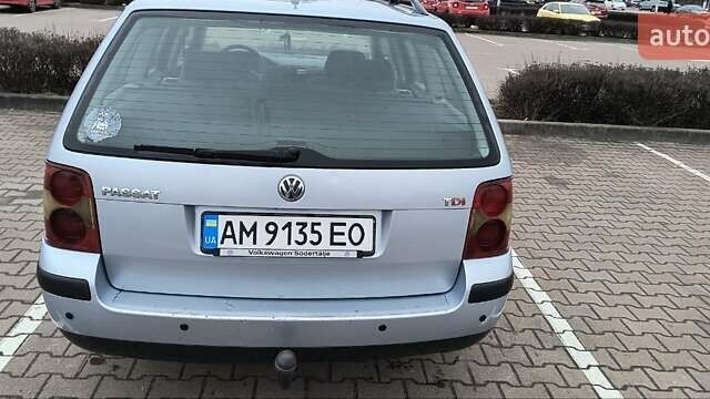 Серый Фольксваген Пассат, объемом двигателя 1.9 л и пробегом 280 тыс. км за 3800 $, фото 3 на Automoto.ua