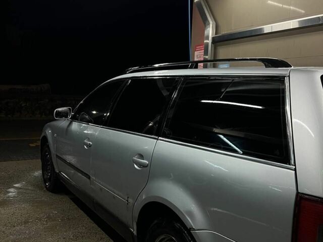 Серый Фольксваген Пассат, объемом двигателя 1.9 л и пробегом 200 тыс. км за 2800 $, фото 3 на Automoto.ua