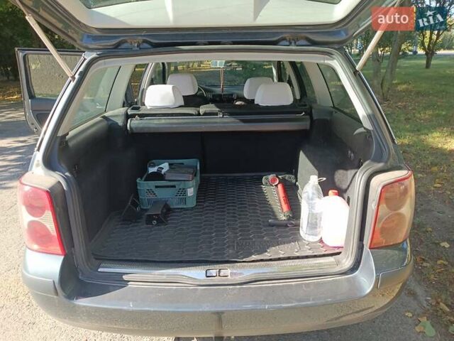 Серый Фольксваген Пассат, объемом двигателя 1.78 л и пробегом 197 тыс. км за 5800 $, фото 4 на Automoto.ua