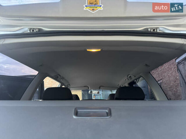 Серый Фольксваген Пассат, объемом двигателя 1.6 л и пробегом 222 тыс. км за 5200 $, фото 18 на Automoto.ua