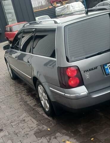 Серый Фольксваген Пассат, объемом двигателя 1.8 л и пробегом 320 тыс. км за 5900 $, фото 13 на Automoto.ua