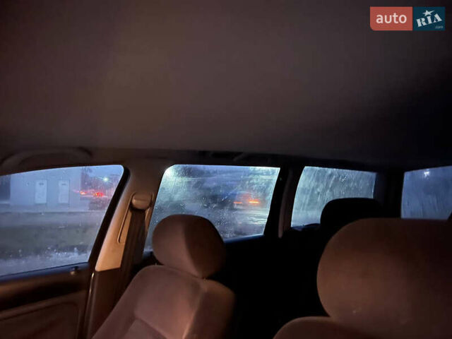 Сірий Фольксваген Пассат, об'ємом двигуна 1.98 л та пробігом 220 тис. км за 2800 $, фото 9 на Automoto.ua