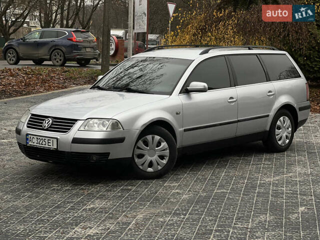 Серый Фольксваген Пассат, объемом двигателя 1.6 л и пробегом 246 тыс. км за 3350 $, фото 1 на Automoto.ua