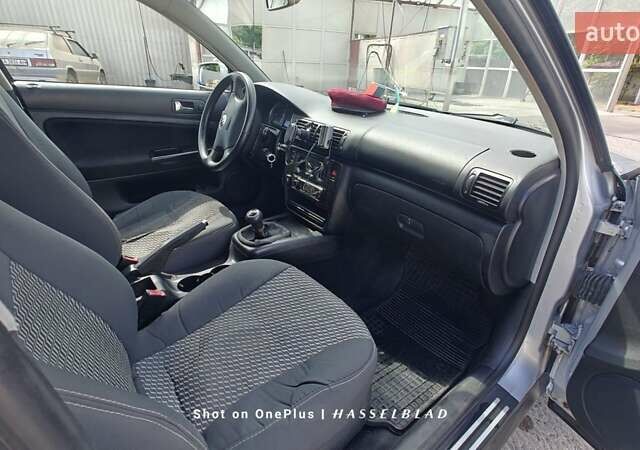 Серый Фольксваген Пассат, объемом двигателя 1.98 л и пробегом 270 тыс. км за 4100 $, фото 5 на Automoto.ua