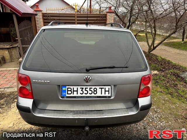 Серый Фольксваген Пассат, объемом двигателя 1.6 л и пробегом 270 тыс. км за 3950 $, фото 3 на Automoto.ua