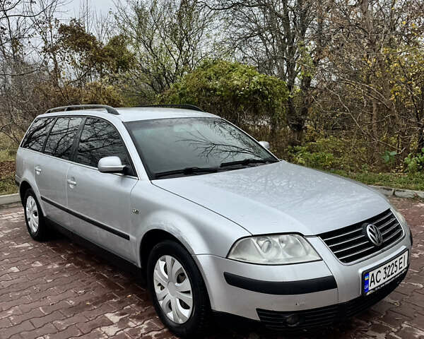 Серый Фольксваген Пассат, объемом двигателя 1.6 л и пробегом 249 тыс. км за 3650 $, фото 6 на Automoto.ua