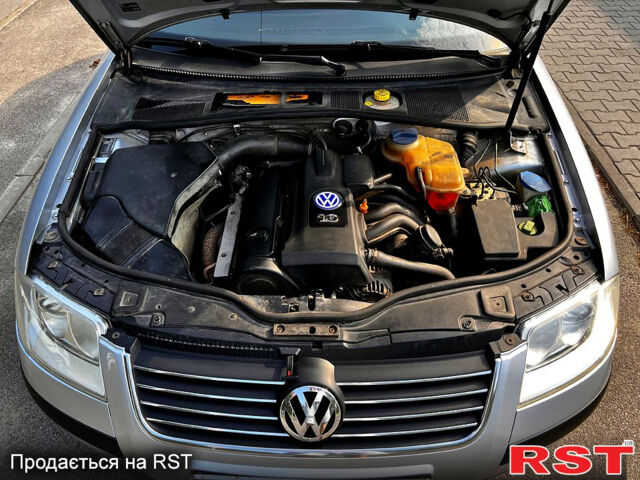 Сірий Фольксваген Пассат, об'ємом двигуна 1.6 л та пробігом 342 тис. км за 4200 $, фото 13 на Automoto.ua