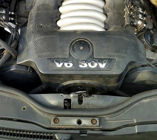 Серый Фольксваген Пассат, объемом двигателя 2.8 л и пробегом 360 тыс. км за 4600 $, фото 8 на Automoto.ua