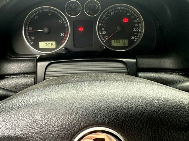 Сірий Фольксваген Пассат, об'ємом двигуна 1.9 л та пробігом 359 тис. км за 4700 $, фото 3 на Automoto.ua