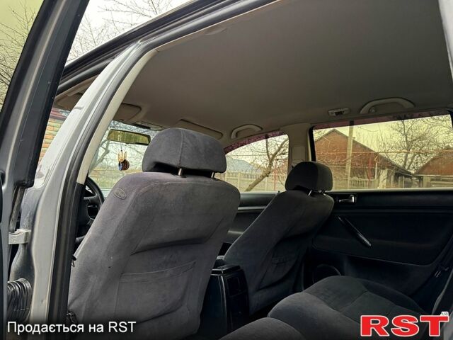 Серый Фольксваген Пассат, объемом двигателя 1.6 л и пробегом 270 тыс. км за 3950 $, фото 10 на Automoto.ua