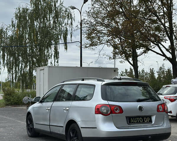 Серый Фольксваген Пассат, объемом двигателя 0 л и пробегом 250 тыс. км за 3300 $, фото 3 на Automoto.ua