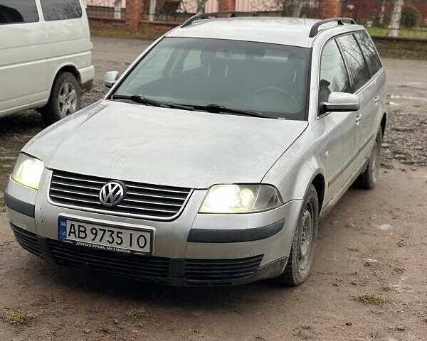 Серый Фольксваген Пассат, объемом двигателя 1.9 л и пробегом 332 тыс. км за 2700 $, фото 1 на Automoto.ua