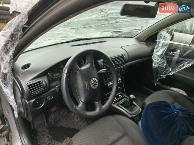 Сірий Фольксваген Пассат, об'ємом двигуна 2 л та пробігом 380 тис. км за 2200 $, фото 5 на Automoto.ua