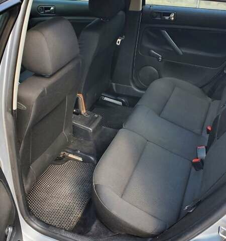 Сірий Фольксваген Пассат, об'ємом двигуна 1.6 л та пробігом 220 тис. км за 4400 $, фото 5 на Automoto.ua