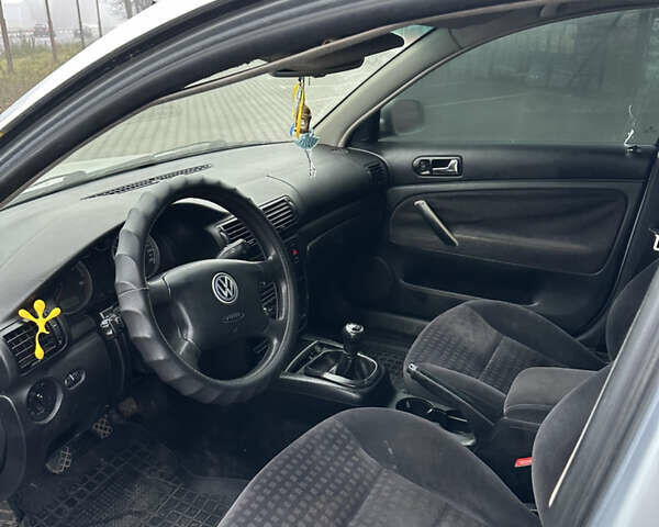Сірий Фольксваген Пассат, об'ємом двигуна 1.9 л та пробігом 290 тис. км за 2950 $, фото 22 на Automoto.ua