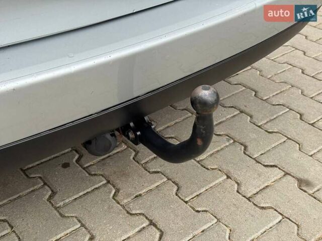 Сірий Фольксваген Пассат, об'ємом двигуна 1.6 л та пробігом 258 тис. км за 4450 $, фото 17 на Automoto.ua