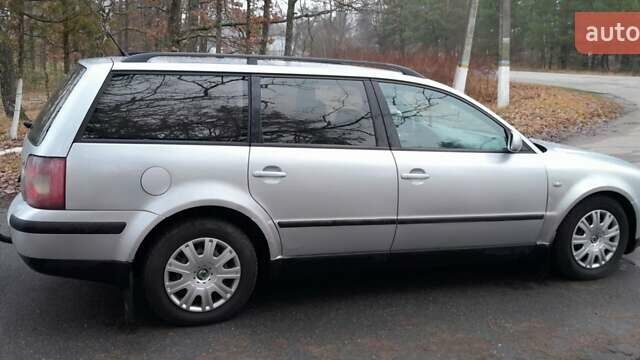 Сірий Фольксваген Пассат, об'ємом двигуна 1.9 л та пробігом 327 тис. км за 4300 $, фото 4 на Automoto.ua