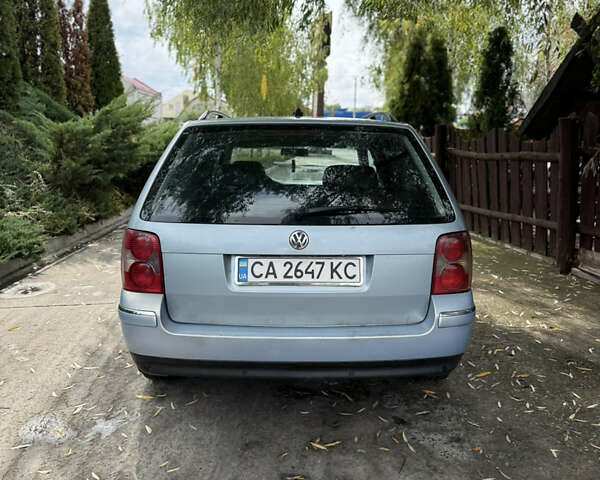Серый Фольксваген Пассат, объемом двигателя 1.9 л и пробегом 300 тыс. км за 3800 $, фото 4 на Automoto.ua
