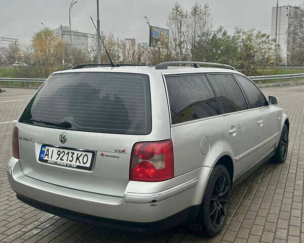 Серый Фольксваген Пассат, объемом двигателя 2.5 л и пробегом 330 тыс. км за 5000 $, фото 2 на Automoto.ua