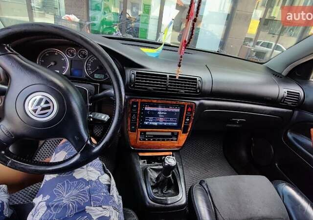 Серый Фольксваген Пассат, объемом двигателя 1.9 л и пробегом 337 тыс. км за 4250 $, фото 14 на Automoto.ua