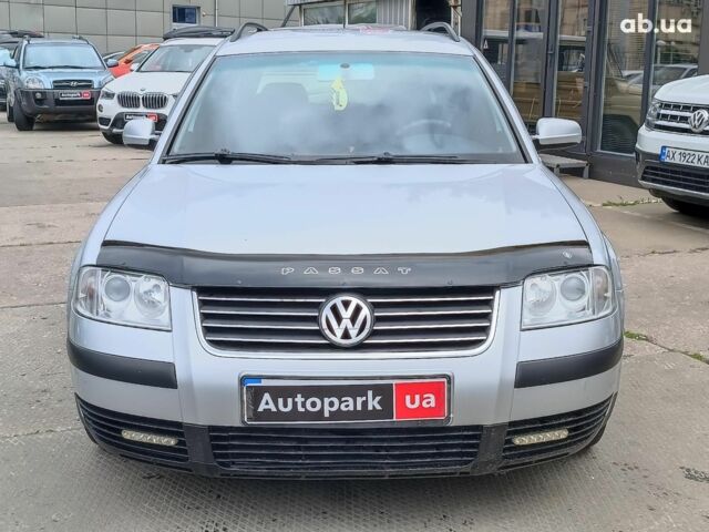 Серый Фольксваген Пассат, объемом двигателя 2 л и пробегом 299 тыс. км за 4690 $, фото 1 на Automoto.ua