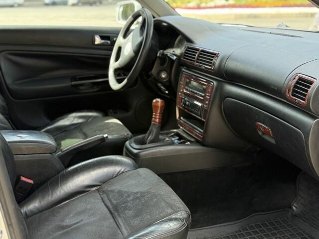 Сірий Фольксваген Пассат, об'ємом двигуна 1.9 л та пробігом 444 тис. км за 3799 $, фото 5 на Automoto.ua