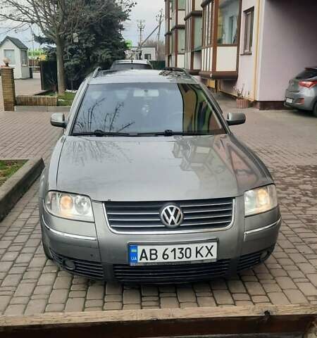 Серый Фольксваген Пассат, объемом двигателя 1.9 л и пробегом 390 тыс. км за 5000 $, фото 4 на Automoto.ua