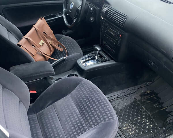 Серый Фольксваген Пассат, объемом двигателя 1.98 л и пробегом 212 тыс. км за 4200 $, фото 12 на Automoto.ua