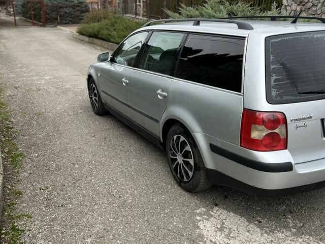 Серый Фольксваген Пассат, объемом двигателя 1.9 л и пробегом 340 тыс. км за 2600 $, фото 4 на Automoto.ua