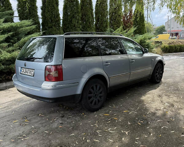 Серый Фольксваген Пассат, объемом двигателя 1.9 л и пробегом 300 тыс. км за 3800 $, фото 3 на Automoto.ua