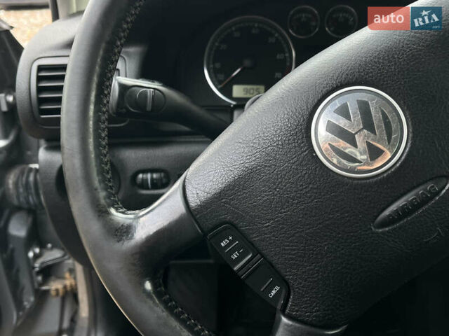 Сірий Фольксваген Пассат, об'ємом двигуна 1.78 л та пробігом 215 тис. км за 5300 $, фото 22 на Automoto.ua