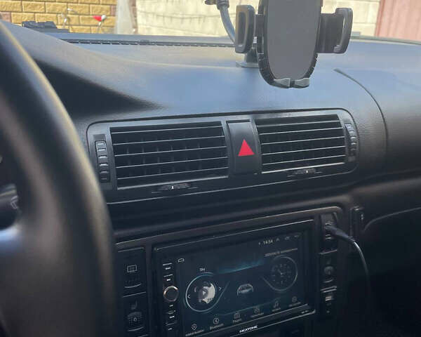 Серый Фольксваген Пассат, объемом двигателя 1.9 л и пробегом 392 тыс. км за 4600 $, фото 16 на Automoto.ua