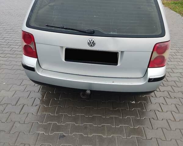 Серый Фольксваген Пассат, объемом двигателя 1.98 л и пробегом 414 тыс. км за 4250 $, фото 2 на Automoto.ua