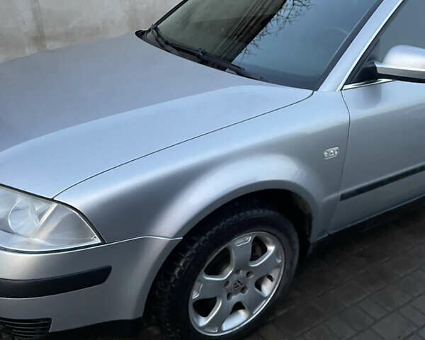 Серый Фольксваген Пассат, объемом двигателя 1.9 л и пробегом 395 тыс. км за 4600 $, фото 3 на Automoto.ua