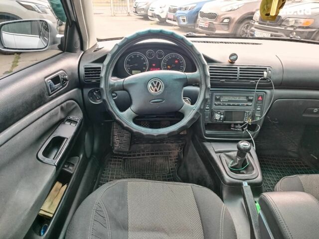 Серый Фольксваген Пассат, объемом двигателя 2 л и пробегом 299 тыс. км за 4690 $, фото 20 на Automoto.ua