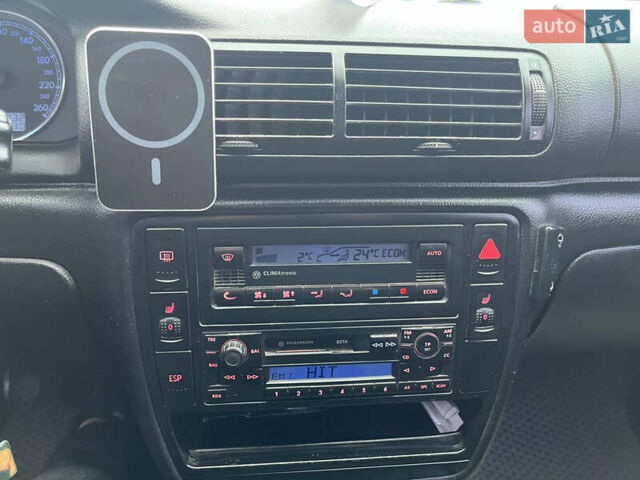 Сірий Фольксваген Пассат, об'ємом двигуна 1.9 л та пробігом 614 тис. км за 3450 $, фото 16 на Automoto.ua