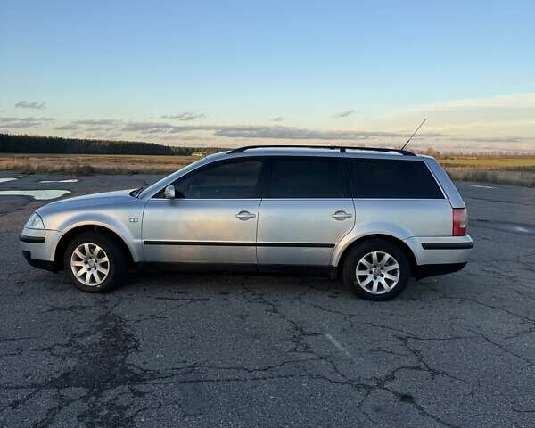 Серый Фольксваген Пассат, объемом двигателя 1.9 л и пробегом 305 тыс. км за 4600 $, фото 8 на Automoto.ua