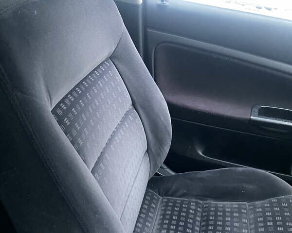 Серый Фольксваген Пассат, объемом двигателя 1.98 л и пробегом 212 тыс. км за 4200 $, фото 15 на Automoto.ua