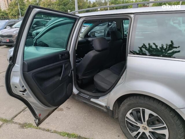 Серый Фольксваген Пассат, объемом двигателя 2 л и пробегом 299 тыс. км за 4690 $, фото 17 на Automoto.ua