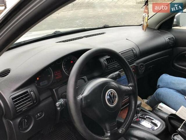 Серый Фольксваген Пассат, объемом двигателя 1.9 л и пробегом 450 тыс. км за 3700 $, фото 5 на Automoto.ua