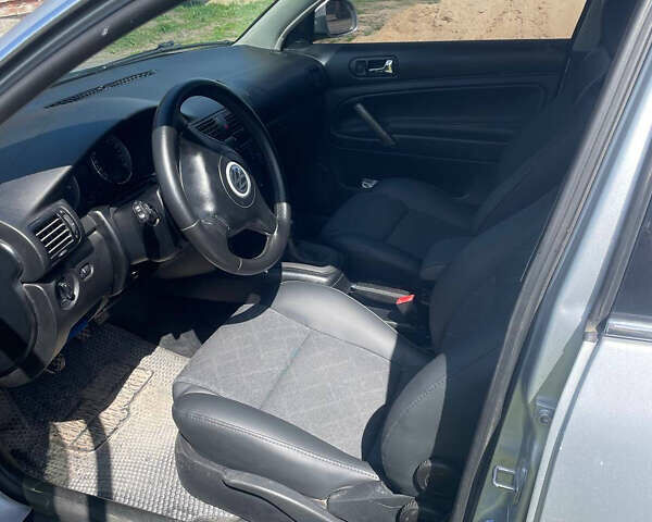 Серый Фольксваген Пассат, объемом двигателя 1.9 л и пробегом 392 тыс. км за 4600 $, фото 11 на Automoto.ua