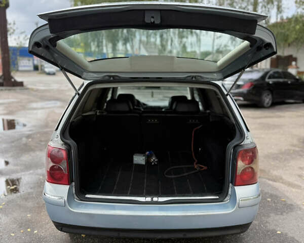 Серый Фольксваген Пассат, объемом двигателя 1.9 л и пробегом 300 тыс. км за 3800 $, фото 11 на Automoto.ua