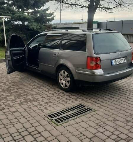 Серый Фольксваген Пассат, объемом двигателя 1.9 л и пробегом 390 тыс. км за 5000 $, фото 11 на Automoto.ua