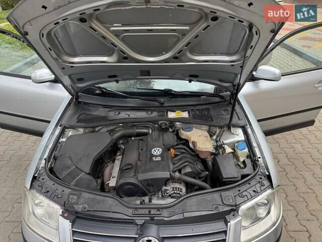 Сірий Фольксваген Пассат, об'ємом двигуна 1.6 л та пробігом 258 тис. км за 4450 $, фото 31 на Automoto.ua