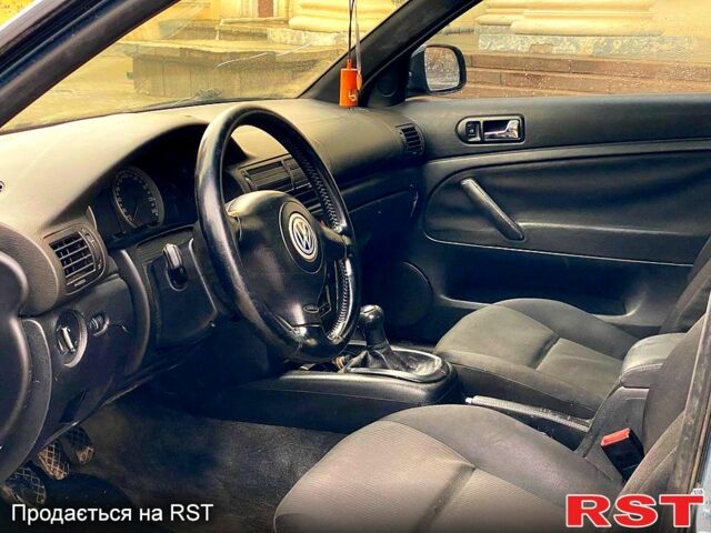 Серый Фольксваген Пассат, объемом двигателя 1.9 л и пробегом 250 тыс. км за 2750 $, фото 7 на Automoto.ua